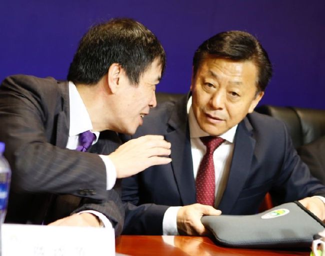 亚州激情视频